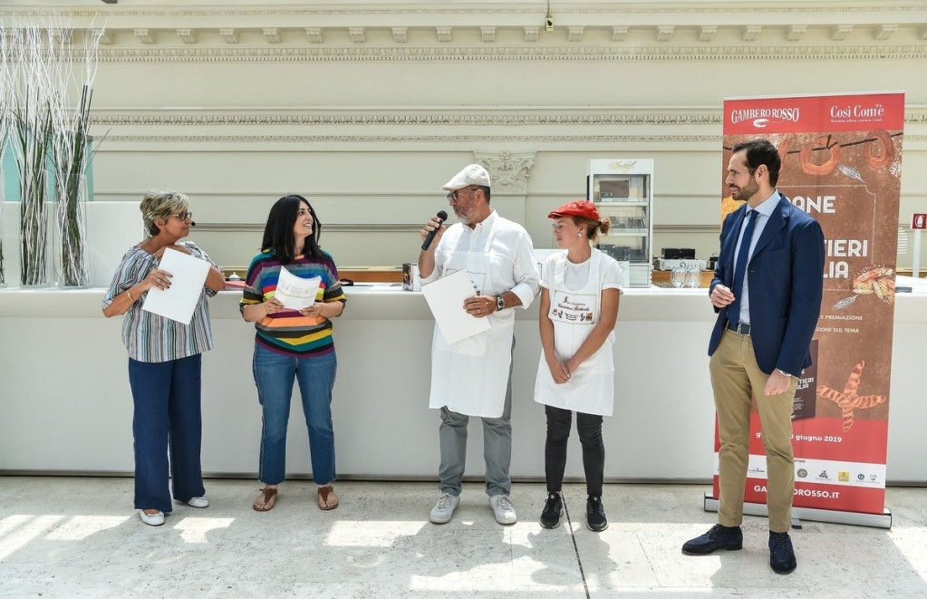 Premiazione-PanePanettieridItalia_FornoVeneziano_GamberoRosso